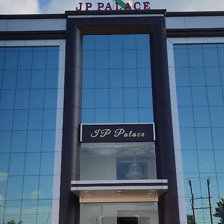 J P Palace Kushinagar Eksteriør billede
